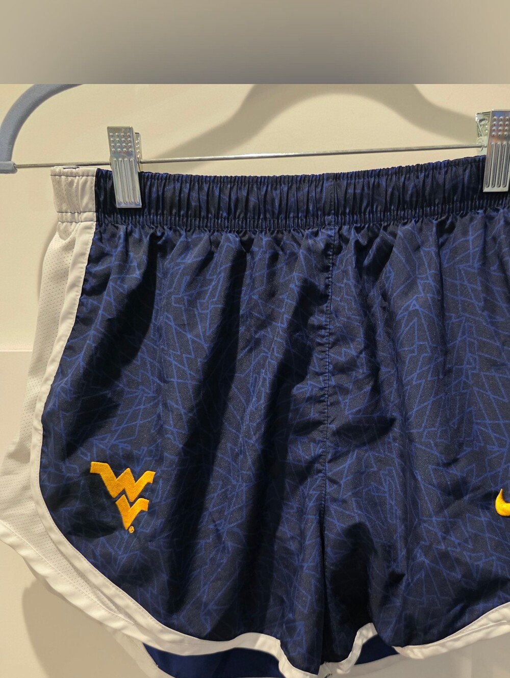 Nike Womens Tempo West Virginia University Mountaineers Lined Running Shorts M